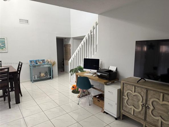 17048 NW 66th Ct, Miami Lakes FL 33015