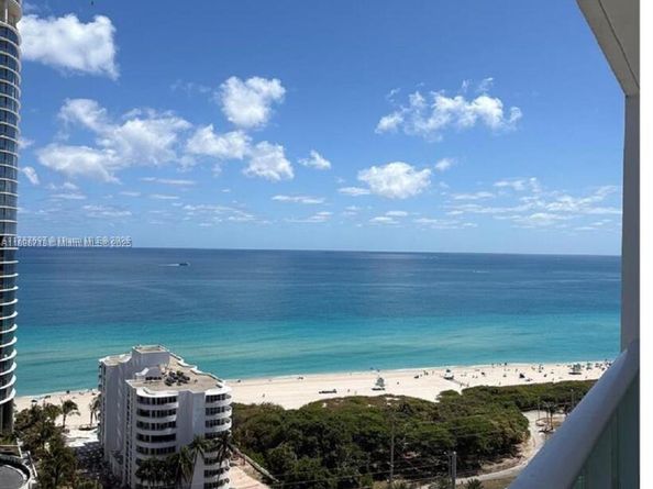 100 Bayview Dr PH11, Sunny Isles Beach FL 33160