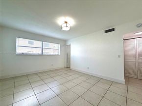 1885 NE 121st St 3, North Miami FL 33181
