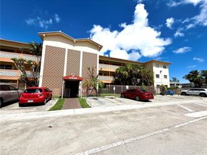 1885 NE 121st St 3, North Miami FL 33181