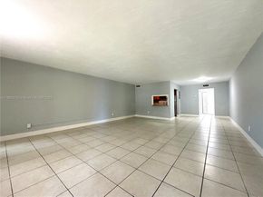 1885 NE 121st St 3, North Miami FL 33181