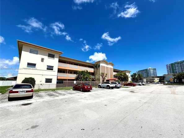 1885 NE 121st St 3, North Miami FL 33181