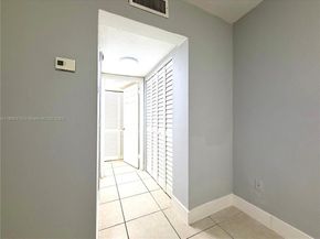 1885 NE 121st St 3, North Miami FL 33181
