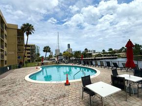 301 Golden Isles Dr 203, Hallandale Beach FL 33009