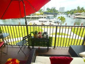 301 Golden Isles Dr 203, Hallandale Beach FL 33009