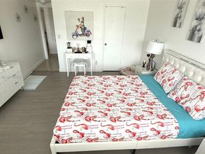 301 Golden Isles Dr 203, Hallandale Beach FL 33009