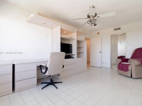 600 Three Islands Blvd 1722, Hallandale Beach FL 33009
