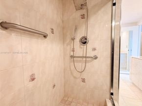 600 Three Islands Blvd 1722, Hallandale Beach FL 33009