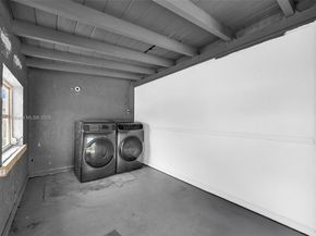 3620 NW 210th Ter, Miami Gardens FL 33056