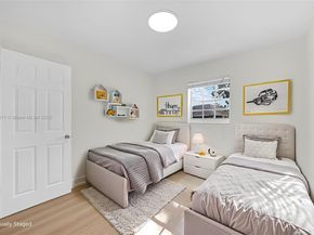 3620 NW 210th Ter, Miami Gardens FL 33056