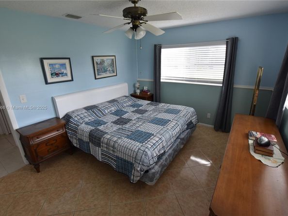 2688 Dudley Drive East J, West Palm Beach FL 33415