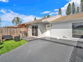 5515 Biscayne Dr, Green Acres FL 33463