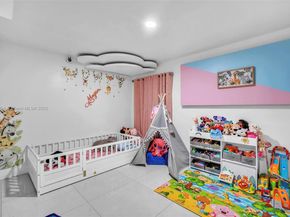 5515 Biscayne Dr, Green Acres FL 33463