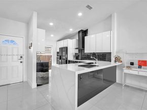 5515 Biscayne Dr, Green Acres FL 33463