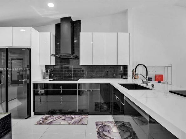 5515 Biscayne Dr, Green Acres FL 33463