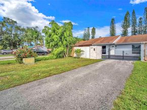 5515 Biscayne Dr, Green Acres FL 33463