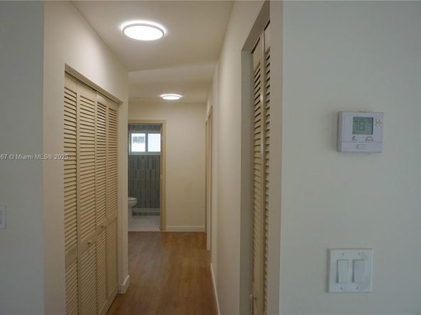 809 SW 10th St, Hallandale Beach FL 33009