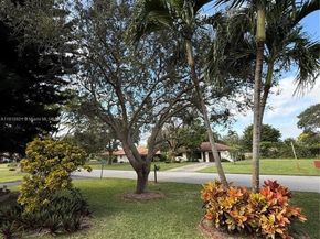 300 NW 42nd St, Boca Raton FL 33431