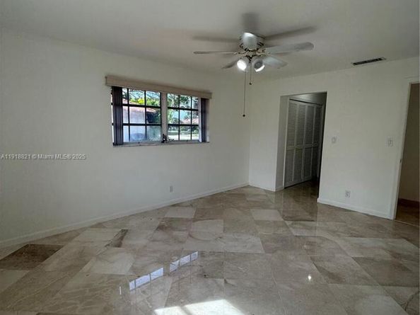 300 NW 42nd St, Boca Raton FL 33431
