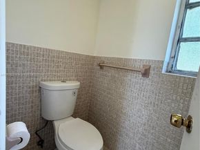 300 NW 42nd St, Boca Raton FL 33431