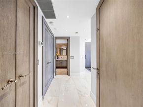 9801 Collins Ave PH11, Bal Harbour FL 33154