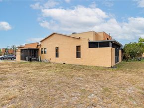 9137 Limetree Ln 166, Pembroke Pines FL 33024