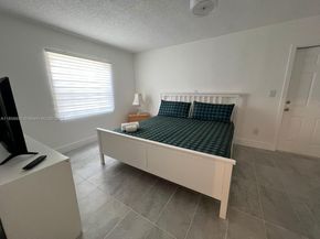 13725 NW 4th Ct, North Miami FL 33168