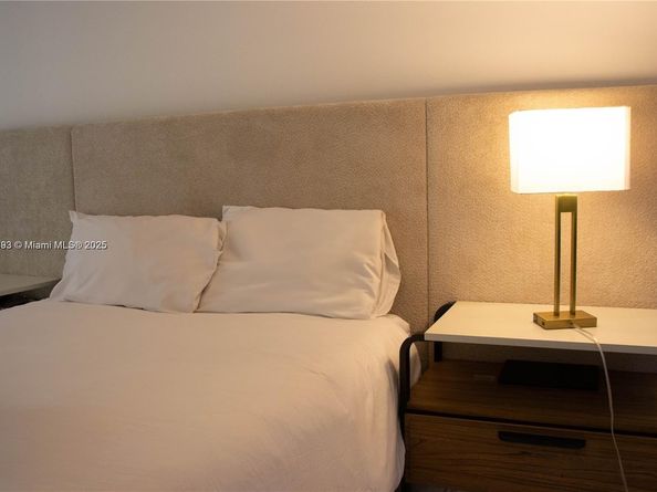 295 NE 150th St, Miami FL 33161