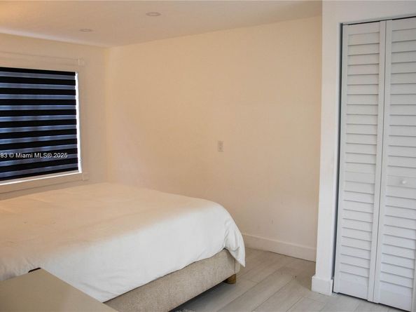 295 NE 150th St, Miami FL 33161