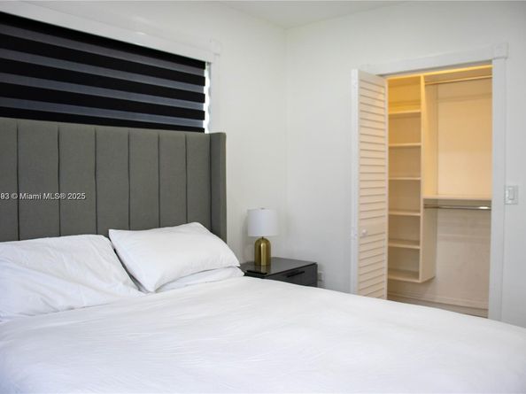 295 NE 150th St, Miami FL 33161