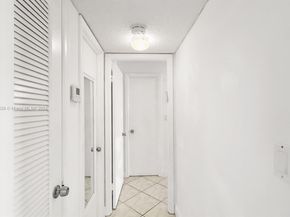 421 NE 14th Ave 203, Hallandale Beach FL 33009