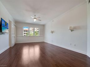13643 Deering Bay Dr 146, Coral Gables FL 33158