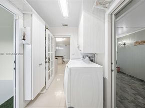 300 NE 175th St, North Miami Beach FL 33162