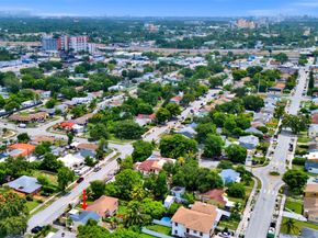 1042 NW 76th St, Miami FL 33150