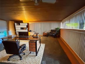 881 SW 49th Ter, Plantation FL 33317