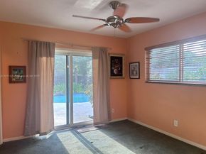 881 SW 49th Ter, Plantation FL 33317