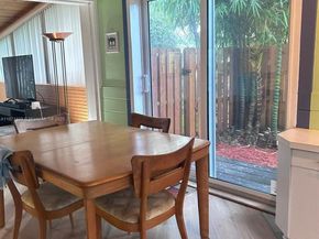 881 SW 49th Ter, Plantation FL 33317