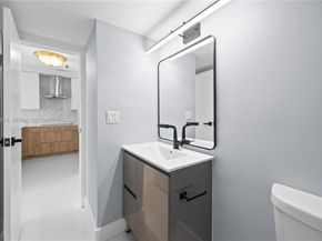 20335 W Country Club Dr 1905, Aventura FL 33180