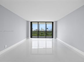20335 W Country Club Dr 1905, Aventura FL 33180