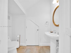 2917 SW 30th Ct 2917, Miami FL 33133