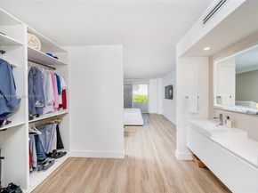 199 Ocean Lane Dr 706, Key Biscayne FL 33149