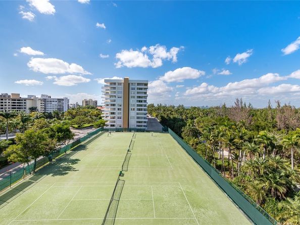 199 Ocean Lane Dr 706, Key Biscayne FL 33149