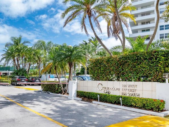 199 Ocean Lane Dr 706, Key Biscayne FL 33149
