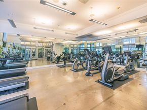 90 SW 3rd St 3705, Miami FL 33130