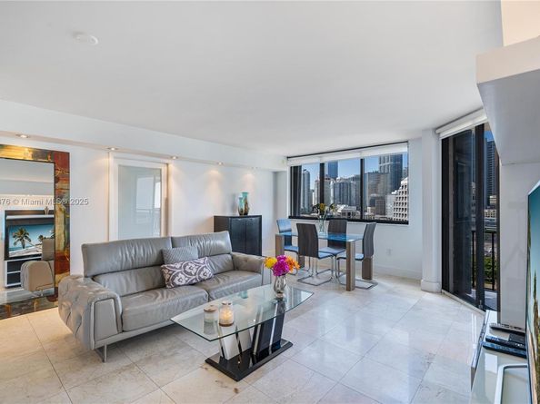540 Brickell Key Dr 1411, Miami FL 33131