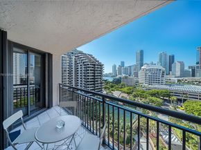 540 Brickell Key Dr 1411, Miami FL 33131