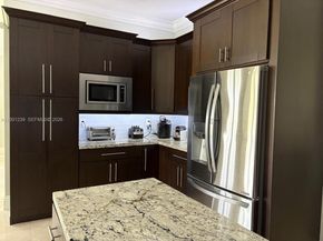13805 SW 41st St, Davie FL 33330