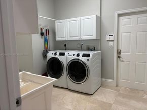 13805 SW 41st St, Davie FL 33330