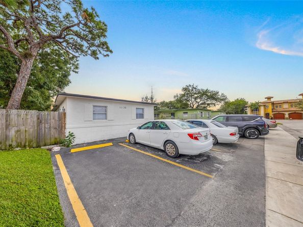 1132 NW 2nd St, Fort Lauderdale FL 33311