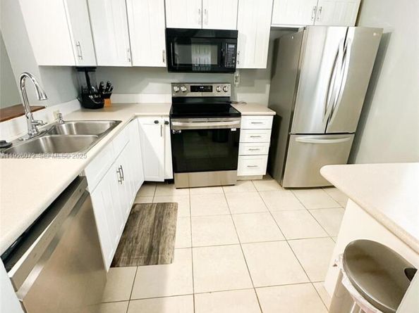 2860 Somerset Dr 400K, Lauderdale Lakes FL 33311